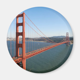 Den guld- grinden överbryggar i San Francisco Magnet