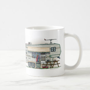 Den gulliga RV-vintagefifthen rullar camparen Kaffemugg