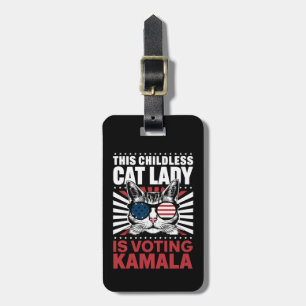 Den här barnlösa Cat Dam är Voting Kamala 2024 Bagagebricka