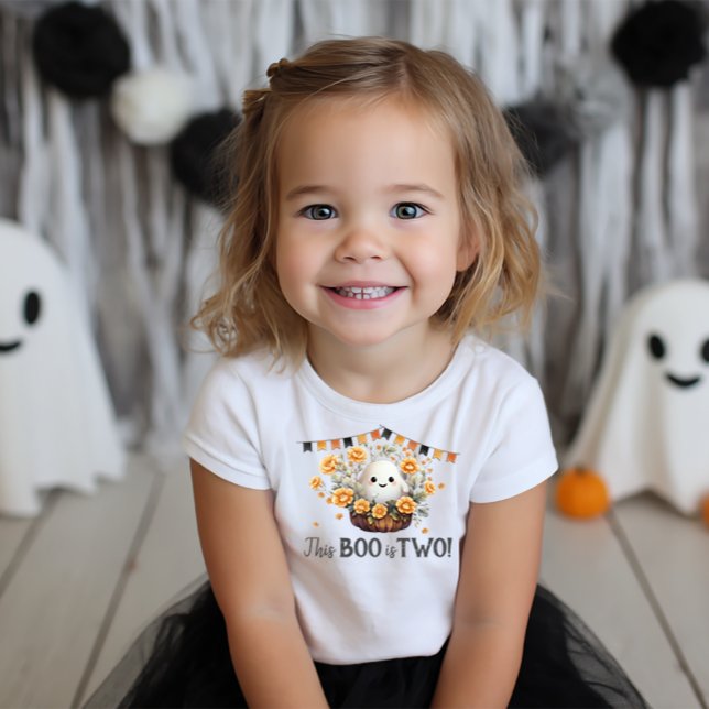 Den här Boo är Två Cute Ghost Födelsedag T Shirt (Boo is Two Birthday Shirt)