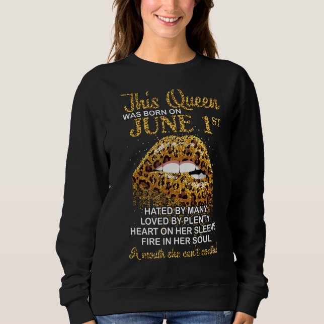 Den här drottningen föddes den 1:e juni, Kärlek He T Shirt (Framsida)