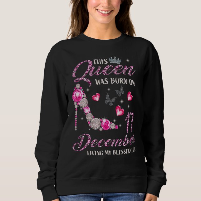 Den här drottningen föddes i december 17. t shirt (Framsida)