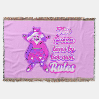 Den här drottningen lever av sin egen regler filt