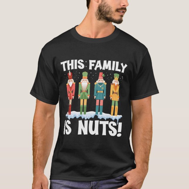 Den här familjen är Nöt Nutcracker Square-julmässa T Shirt (Framsida)