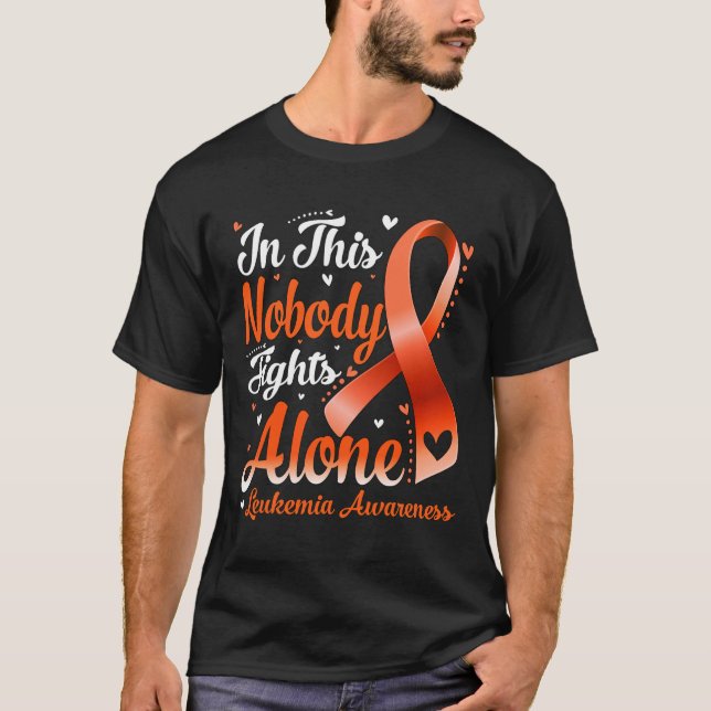 Den här familjen ingen bekämpar Ensam Leukemi-medv T Shirt (Framsida)