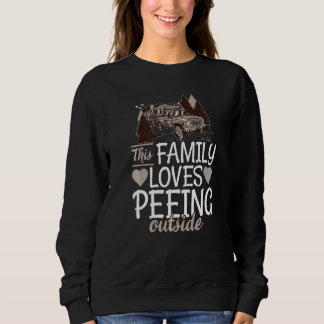 Den här familjens Kärlek Peeing-program utanför re T Shirt