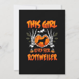 Den här flickan älskar sin rottweiler Dog Hallowee Meddelande