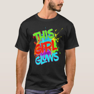 Den här flickan ger färgstark Födelsedagsfest till T Shirt