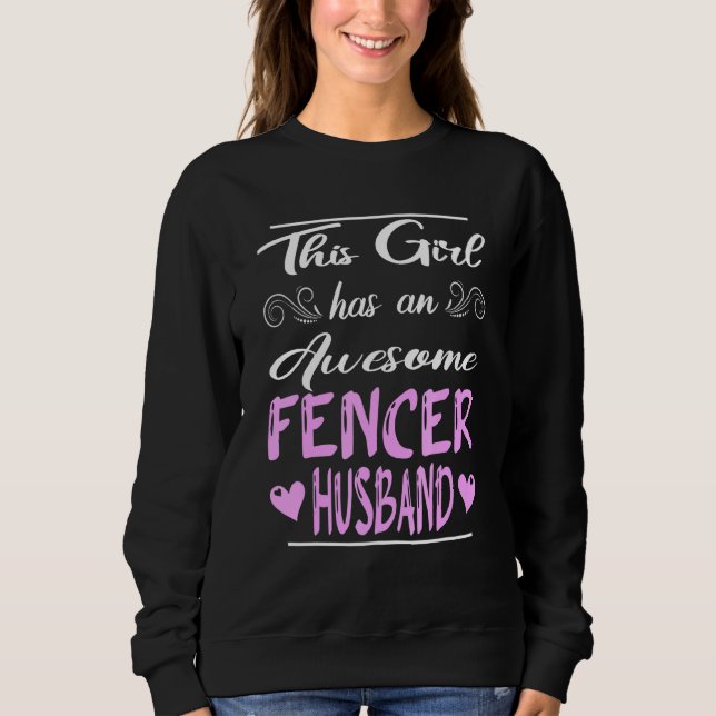 Den här flickan har en Fantastisk Fencer Make 1 T Shirt (Framsida)
