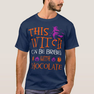 Den här häxan kan med Choc få en häftig Halloween. T Shirt
