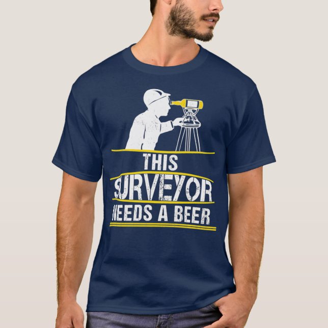 Den här inspektionen behöver en beer fyndig landun t shirt (Framsida)