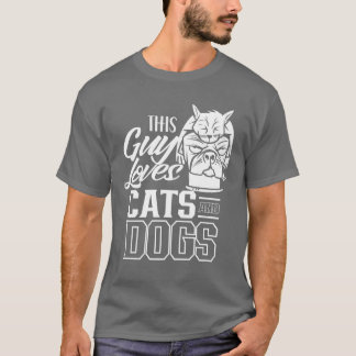 Den här killen Kärlek-kattan och Hundar Cat Hund ä T Shirt