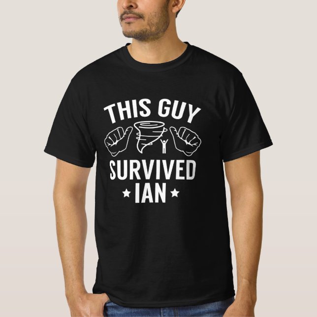 Den här killen Överlevde Ian T Shirt (Framsida)