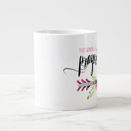 Den här kvinnan är en bönekrigare Mugg Jumbo Mugg