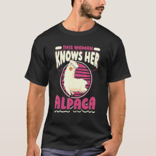 Den här kvinnan känner hennes Alpaca Lama Pako Hua T Shirt