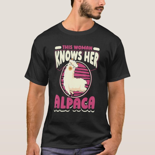 Den här kvinnan känner hennes Alpaca Lama Pako Hua T Shirt (Framsida)