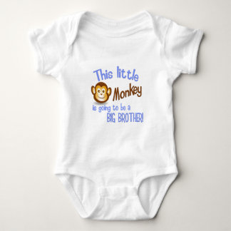 Den här lilla apan kommer att bli en BIG BROTHER! Tee Shirt