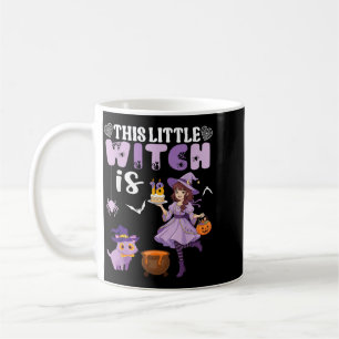 Den här lilla häxan är 18 år födelsedag kaffemugg