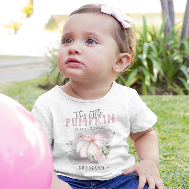 Den här lilla pumpafödelsedagsbaby rosa t-shirt (Skapare uppladdad)