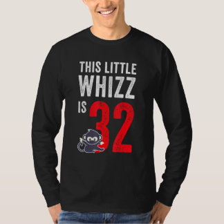Den här lilla whizz är 32 dagar t shirt