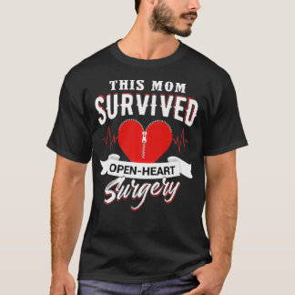 Den här Mamma Överlevde utbyte av operationsgåvor T Shirt