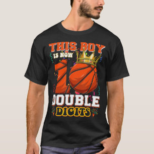Den här pojken är nu 10 Dubblor i Älskare T Shirt