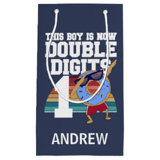 Den här pojken är nu Dubbla Digits Funny 10:e föde