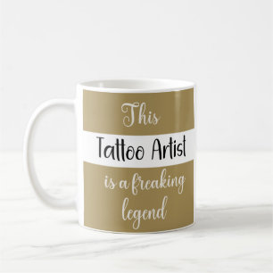 Den här Tattokonstnären är en häpnadsväckande, leg Kaffemugg