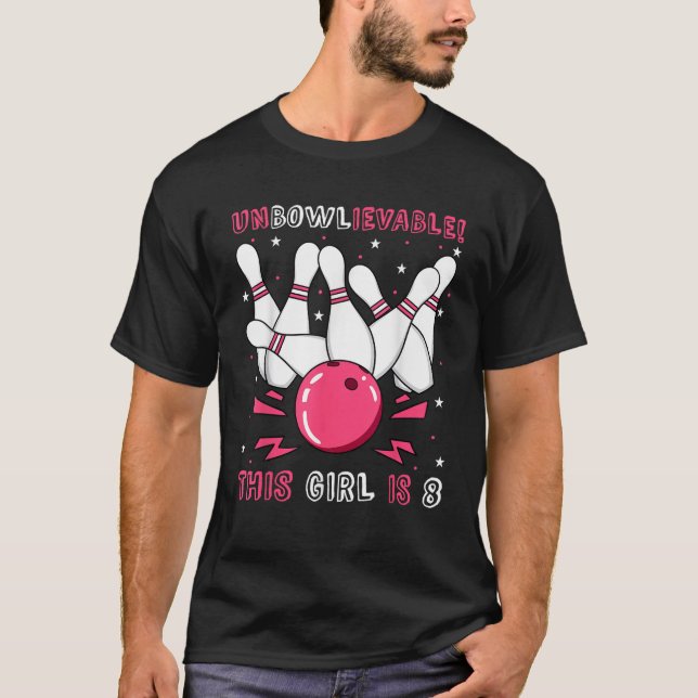 Den här tjejen är 8 födelsedagskalv. t shirt (Framsida)