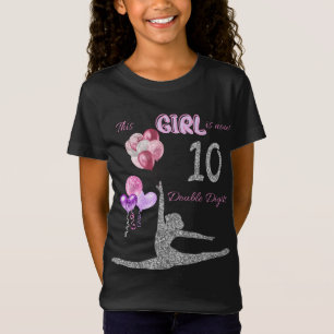 Den här tjejen är nu tio Dubblors gymnastika T Shirt