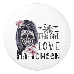 Den här tjejen Kärlek Halloween Knopp