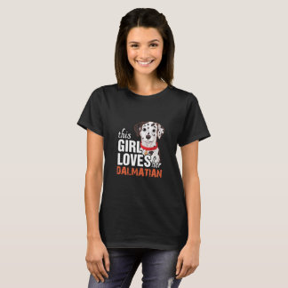 Den här tjejen Kärlek Hennes Dalmatien T-shirt