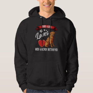 Den här tjejen Kärlek Hennes gyllene Hund säger Hoodie