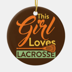 Den här tjejen Kärlek Lacrosse Player Stick Julgransprydnad Keramik