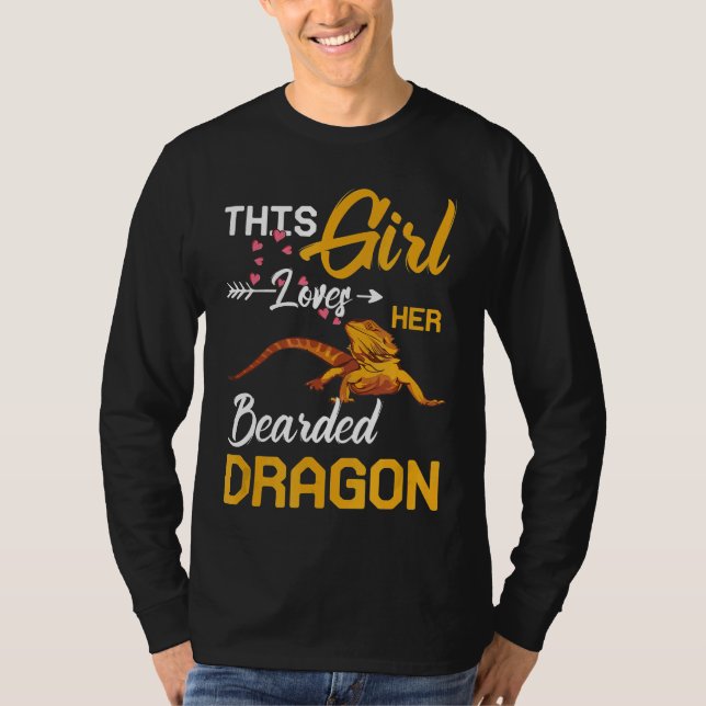 Den här tjejen Kärleken... Hennes böjda drakhollöd T Shirt (Framsida)