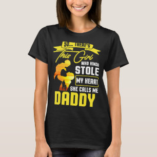 Den här tjejen som slår mitt hjärta hon kallar mig t shirt
