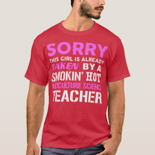 Den här tjejen som tagits av Hett Agriculture Scie T Shirt
