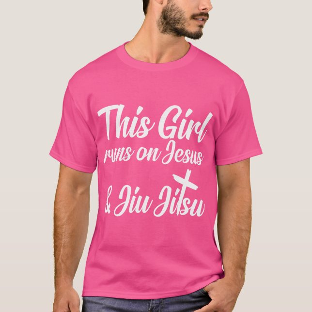 Den här tjejen Springa på Jesus och Jiu Jitsu Chri T Shirt (Framsida)