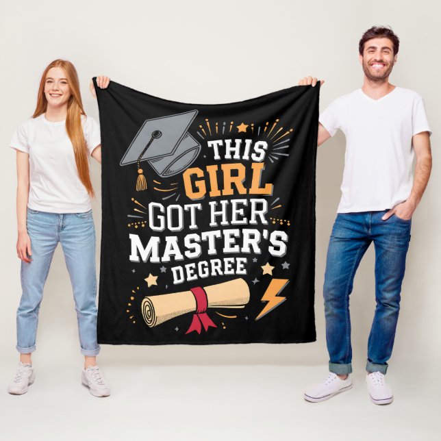 Den här tjejen tog sin magisterexamen fleecefilt (På plats)