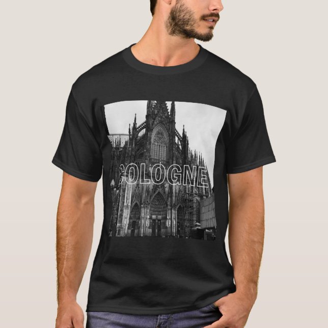 Den historiska katedralkyrkan i Köln Tyskland T Shirt (Framsida)