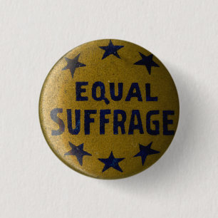 Den historiska suffragetten klämmer fast knapp