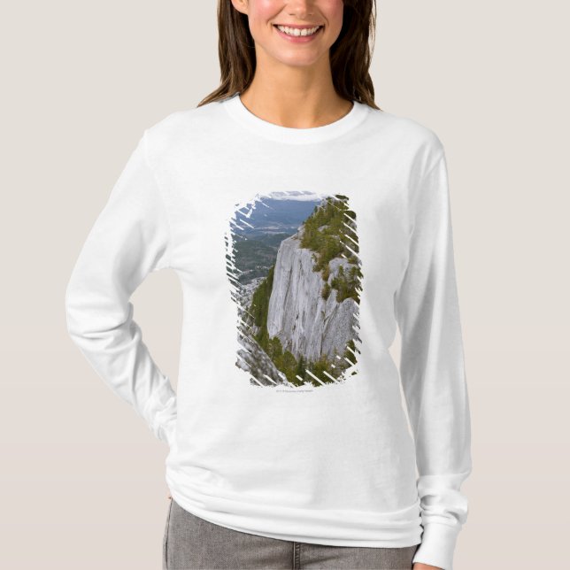 "Den högsta" Arialen beskådar i Squamish T-shirt (Framsida)