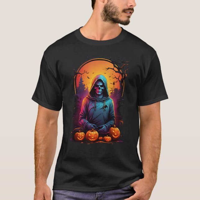 Den hooded Reaper of Halloween T Shirt (Framsida)