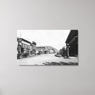 Den huvudsakliga gatan i Seward, Alaska Canvastryck