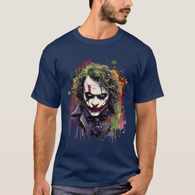 Den ikoniska Heath Ledger Joker släpper lös kaos m T Shirt (Framsida)