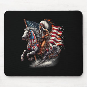 Den inhemska amerikanska dagen Flagga Indian Ridin Musmatta