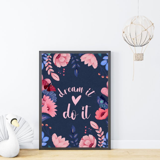 Den inspirerande drömmen gör den till en motiv off poster (Skapare uppladdad)