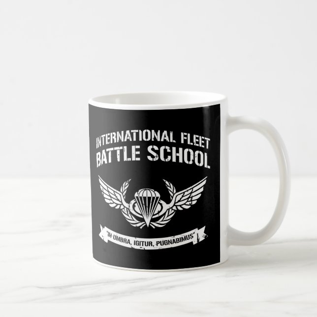 Den internationella hastiga striden skolar Ender Kaffemugg (Höger)