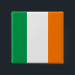 Den Irland flagga knäppas Knapp<br><div class="desc">Knäppas med flagga av Irland.</div>