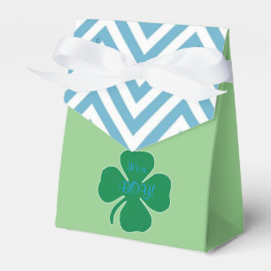Den irländska themed baby showerfavören boxas presentaskar